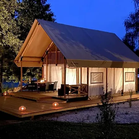 Gorgeous Retreat At A Fabulous Czech Republic Resort Feriehus *